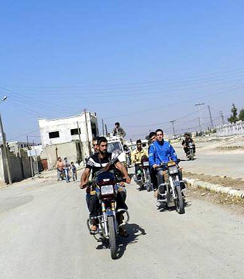 Syrian jets bomb rebels despite UN ceasefire call