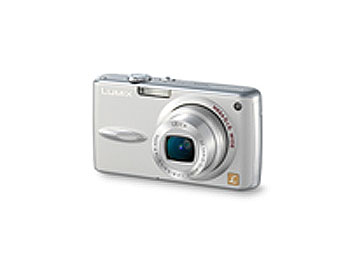 Panasonic Launches Latest Digital Camera Models for the Middle East