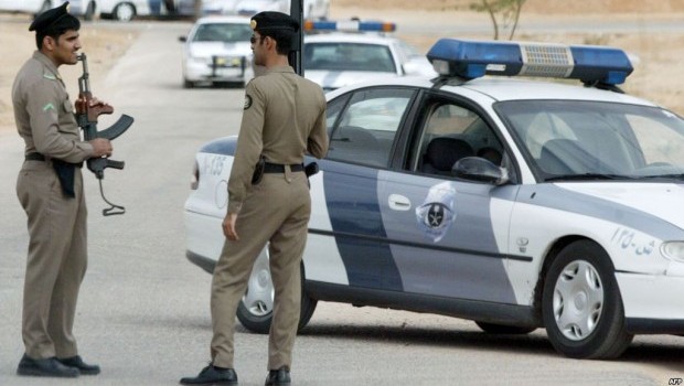 Saudi Arabia begins international police anti-terror training