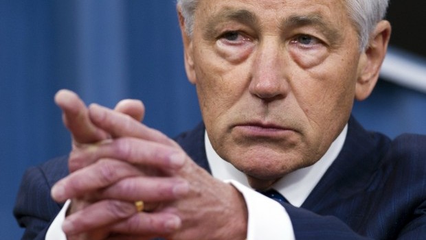 Hagel to Finalize Weapons Sale on Middle East Trip