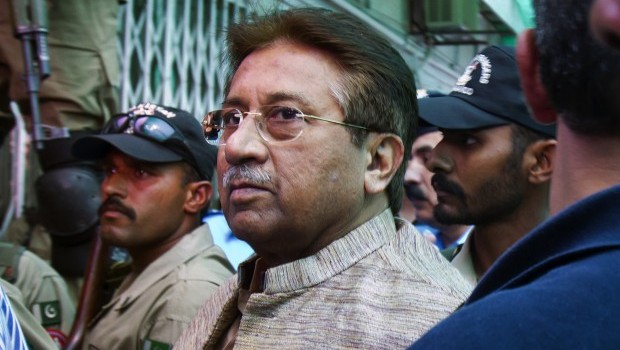 Pakistani Judge Orders Musharraf Held for 2 Weeks