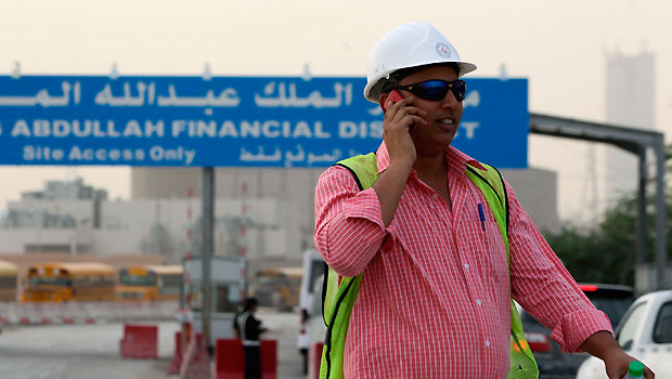 Saudi Mobile Operators End Free Global Roaming