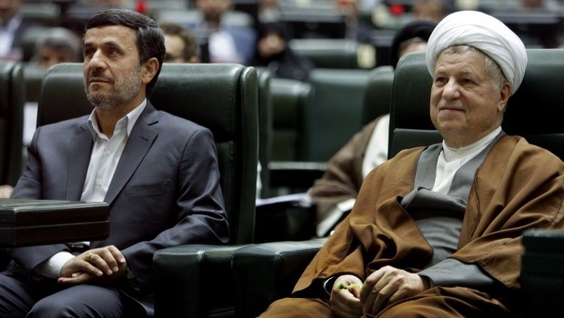 Ahmadinejad determined to continue controversial economic policies