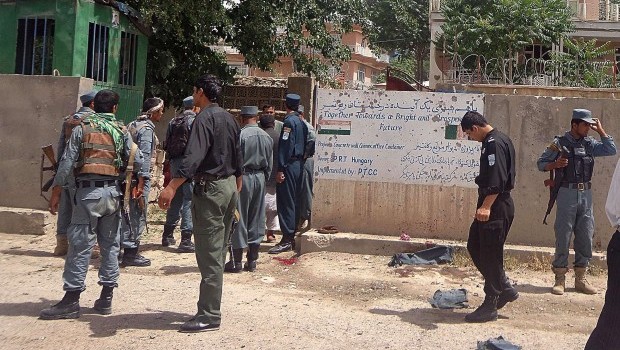 Suicide bomber kills 14 at Afghan province council