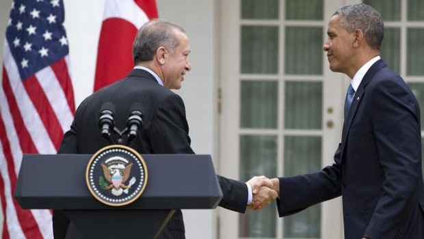 Obama: US preserves diplomatic, military options on Syria