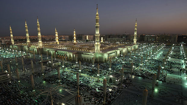 Prince Faisal bin Salman announces “Pilgrim City” in Medina