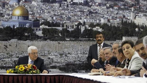 Palestinians deadlocked on Kerry peace plan