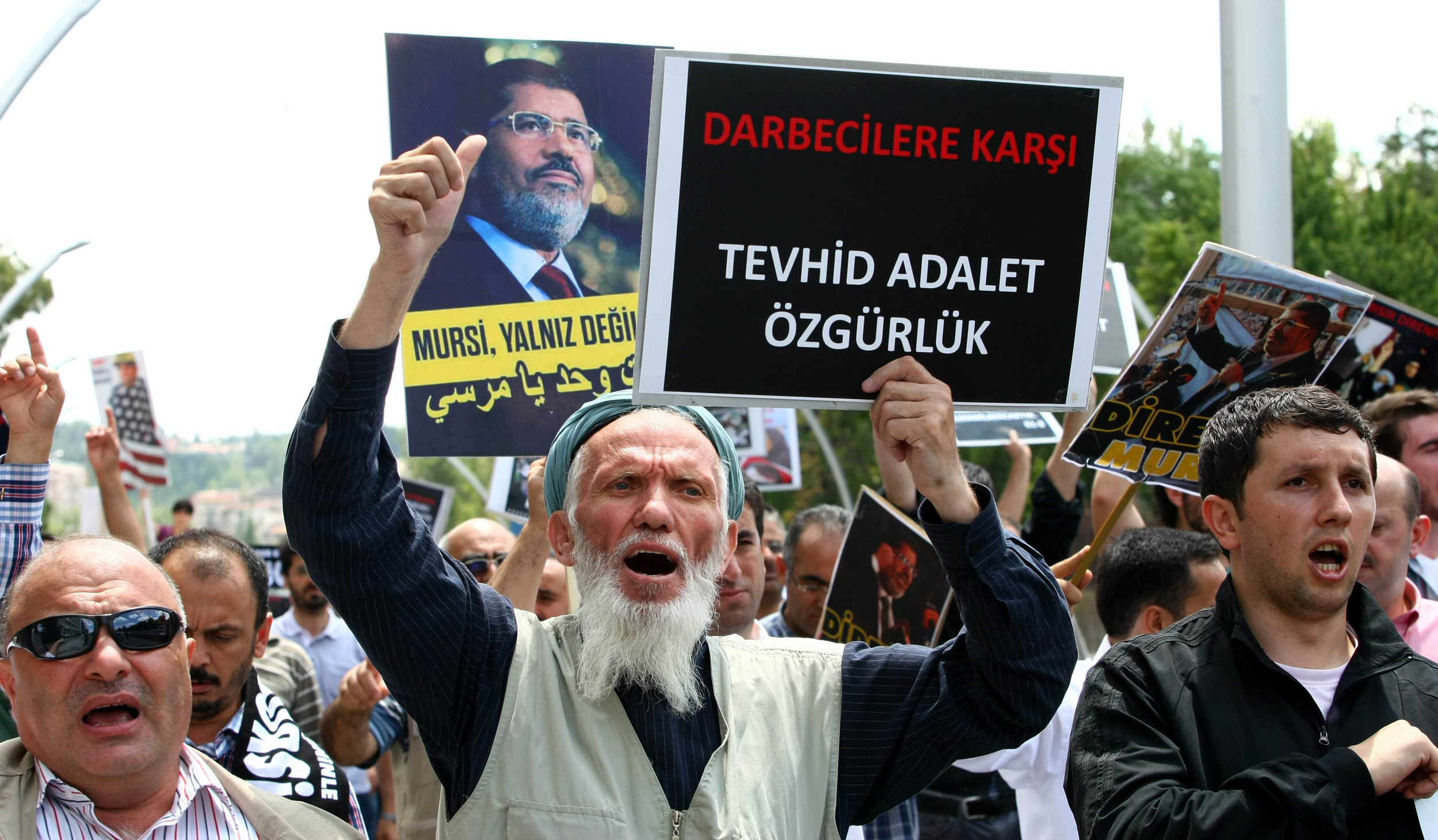 Debate: Erdoğan blundered by standing by Mursi