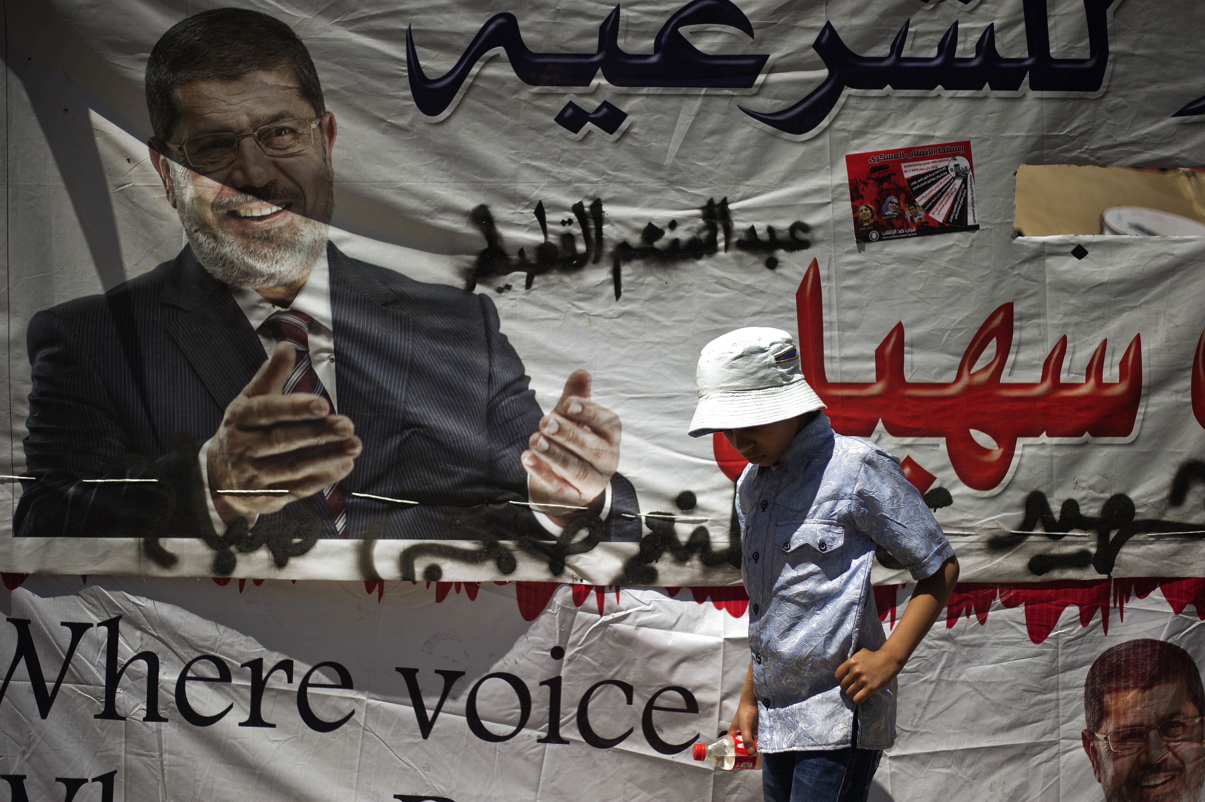 Debate: The Muslim Brotherhood is not likely to suffer internal strife