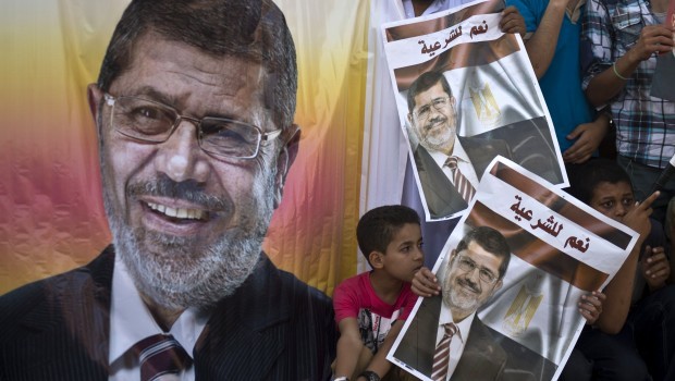 Egypt: Government detains Mursi for another 15 days