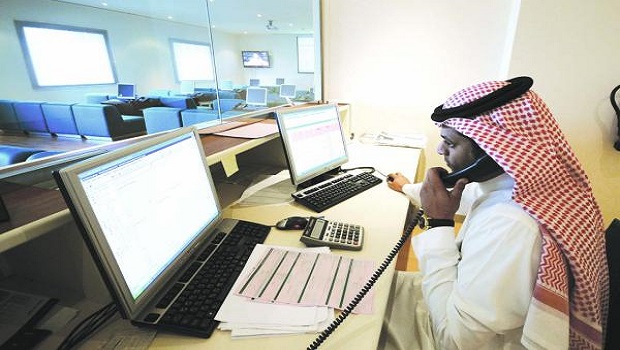 Saudi shares rise at expense of real estate sector