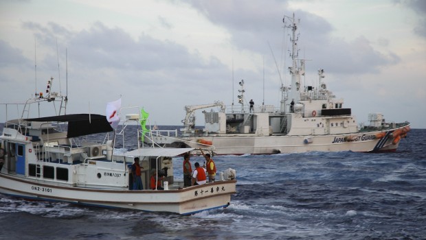 Japanese activists sail near disputed islands