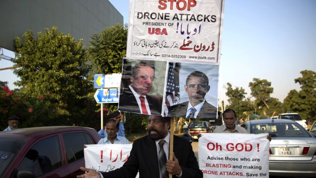 Pakistani, US leaders aim to bolster troubled ties