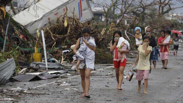 Philippine typhoon deaths climb into thousands
