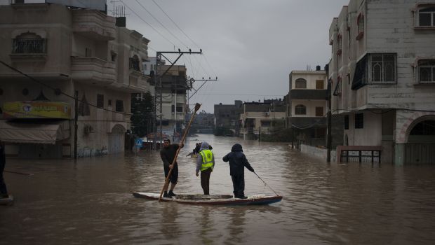 Gaza flooding drives 40,000 from their homes