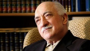 Islamic preacher Fethullah Gulen is pictured at his residence in Saylorsburg, Pennsylvania, in this December 28, 2004 file photo. (TURKEY-ERDOGAN/GULEN REUTERS/Selahattin Sevi/Zaman Daily via Cihan News) Agency/Handout via Reuters/Files (UNITED STATES - Tags: POLITICS RELIGION) FOR EDITORIAL USE ONLY. NOT FOR SALE FOR MARKETING OR ADVERTISING CAMPAIGNS. THIS IMAGE HAS BEEN SUPPLIED BY A THIRD PARTY. IT IS DISTRIBUTED, EXACTLY AS RECEIVED BY REUTERS, AS A SERVICE TO CLIENTS. TURKEY OUT. NO COMMERCIAL OR EDITORIAL SALES IN TURKEY