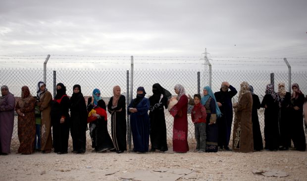 UNHCR: Syrian refugees to hit 4 million mark in 2014