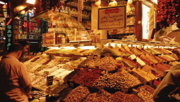 Egyptian ‘Spice Bazaar’ heats up Istanbul