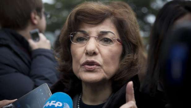 Syria negotiators resume talks, opposition seeks prisoner release
