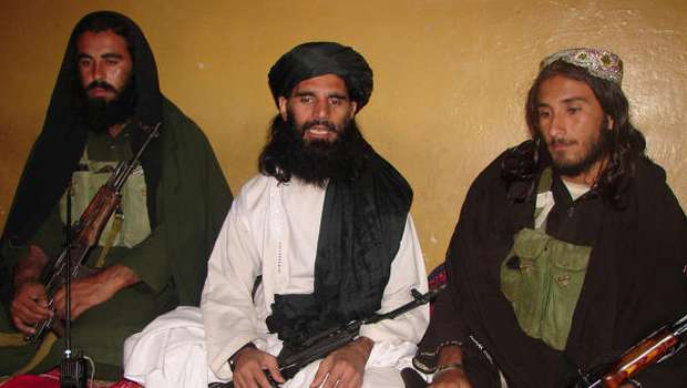 Officials: Gunmen kill Pakistani Taliban leader