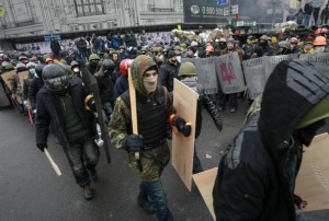 Peaceful protests after three days of violence. REUTERS/Gleb Garanich (UKRAINE - Tags: POLITICS CIVIL UNREST)