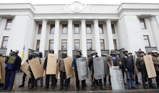 Ukraine parliament removes Yanukovich