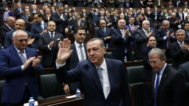 Turkish parliament approves closure of Gülen schools