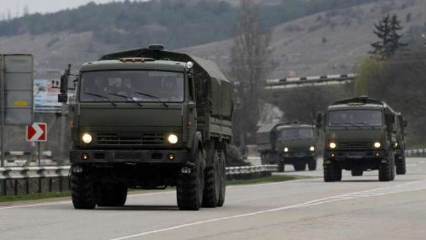Ukraine mobilises for war, calls up reserves