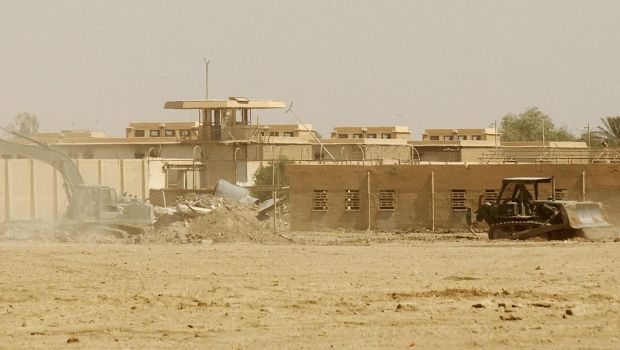 Iraq closes Abu Ghraib prison amid security fears
