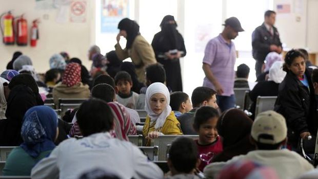 Jordan’s parliamentary speaker says will not close border to Syrian refugees