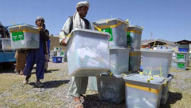 Rivals cry foul as early results put Abdullah ahead in Afghan capital