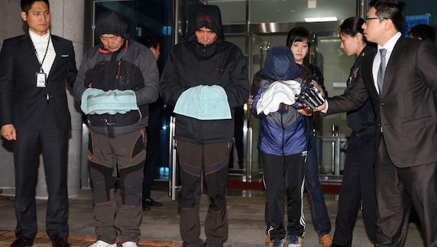 Captain of sunken South Korean ferry, 2 crew arrested