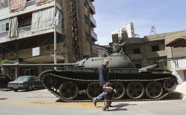Lebanese security forces mount crackdown to contain Tripoli violence