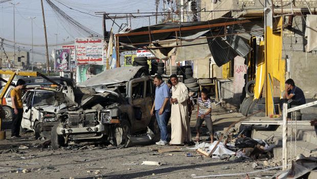 Gunmen storm Iraqi military barracks, killing 20