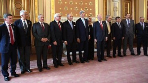 A handout photograph made available by the British Foreign and Commonwealth Office showing a group photograph before the start of ‘London 11’ Friends of Syria Meeting in London, England, 15 May 2014. (EPA/BRITISH FOREIGN AND COMMONWEALTH OFFICE HANDOUT)