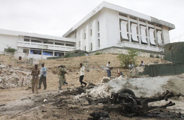 Al Shabaab attacks Somali parliament