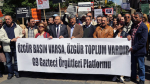 Turkish journalists gather to protest against attacks on journalists and media freedom in Ankara, Turkey, on May 3, 2014. (AP Photo/Burhan Ozbilici)