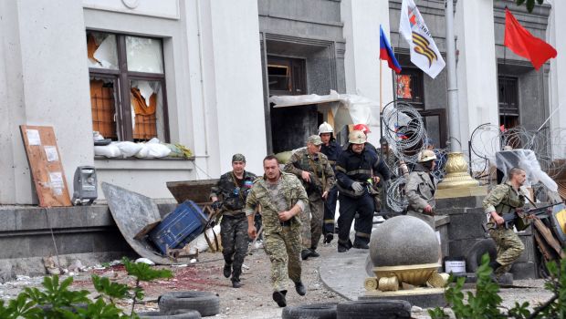 Russia gives Ukraine leeway on gas as five rebels are killed