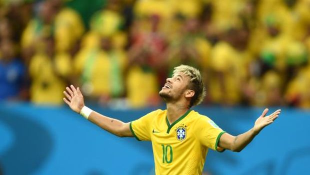 Neymar inspires Brazil, Dutch storm on at World Cup