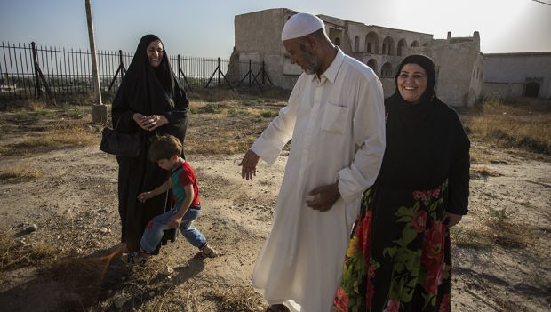 A City Almost United as Iraq Divides