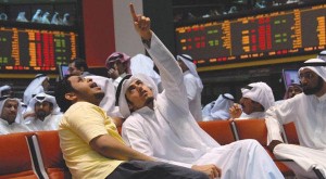 File photo of traders in the Saudi stock exchange. (Asharq Al-Awsat)