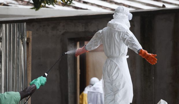 Troops deploy in Sierra Leone, Liberia to try to stop Ebola spread