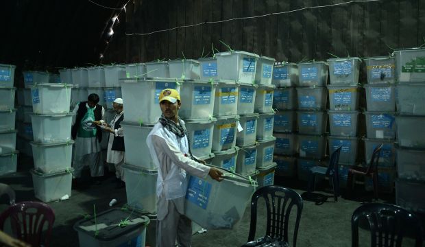 Afghan election audit disrupted as candidate threatens to walk out