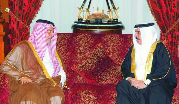 Saudi delegation discusses Qatar issue in Doha and Manama