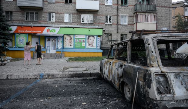 Separatists say will allow “trapped” Ukrainian forces to withdraw