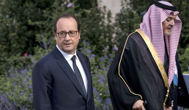 France opens Iraq conference urging “global” fight on jihadists