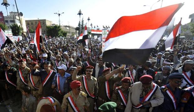 Hadi brands Houthi takeover of Sana’a as “foreign plot”