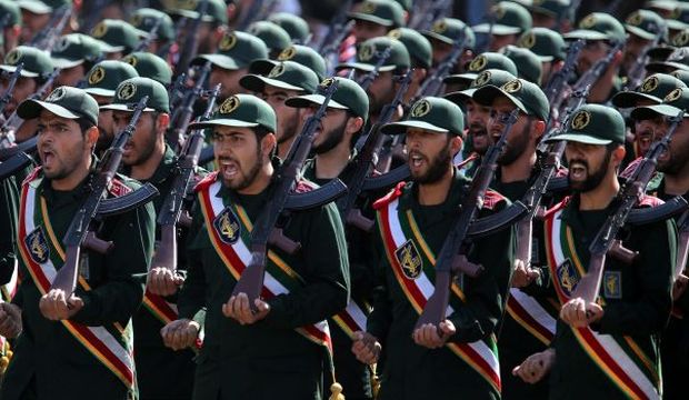 Revolutionary Guard, Baluch rebels clash in eastern Iran