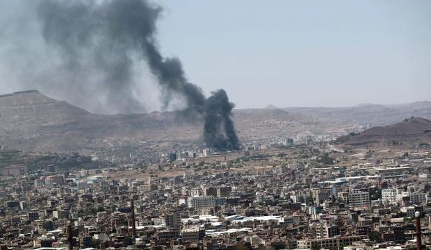 Fighting rages in Yemeni capital despite accord
