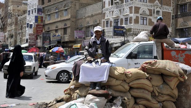 Yemen: Hadi meets G10 ambassadors as death toll mounts
